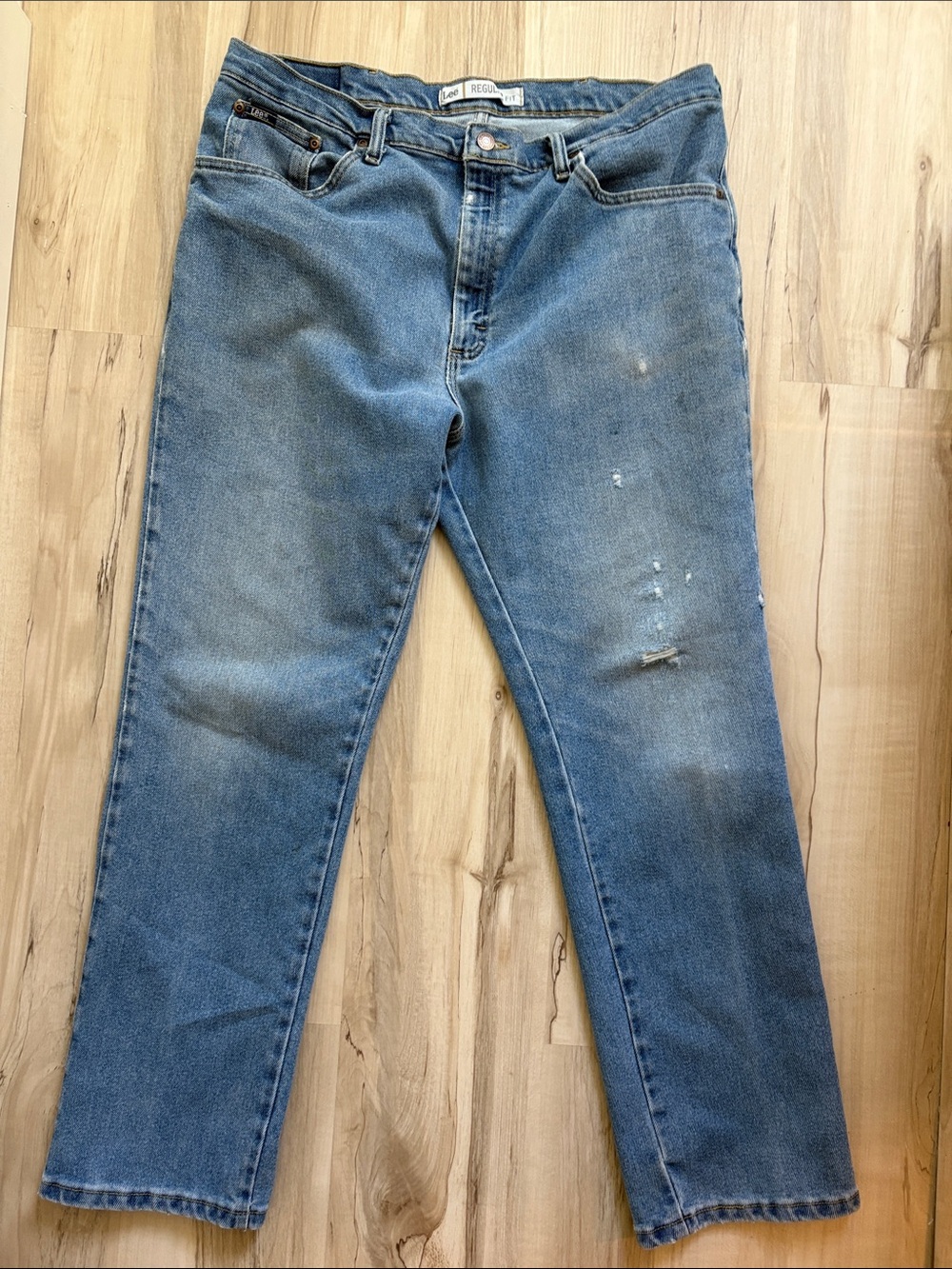 Lee Men's Straight Fit Denim Jeans in Medium Blue